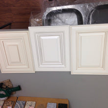 Off White Raised Panel Door - Quality Kitchens For Less