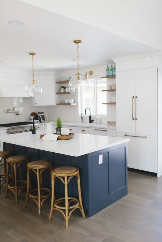 Navy Blue Shaker Frameless Kitchen Cabinets